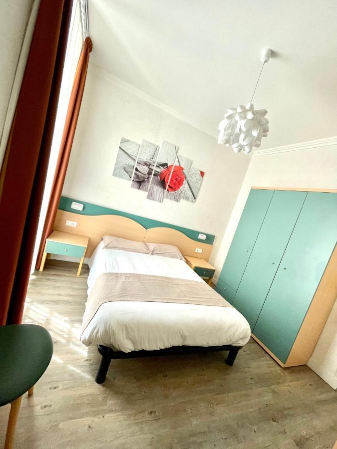 Le Mirval Hotel La Brigue Bagian luar foto