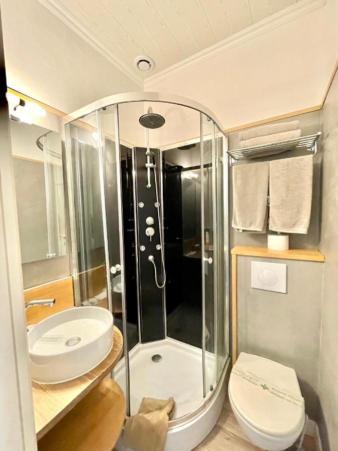 Le Mirval Hotel La Brigue Bagian luar foto