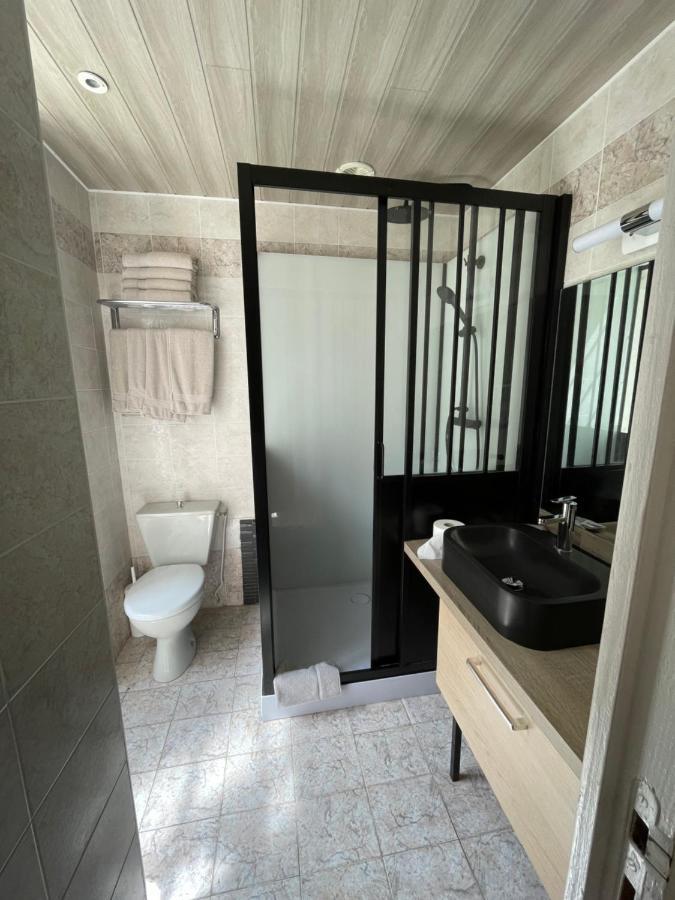 Le Mirval Hotel La Brigue Bagian luar foto